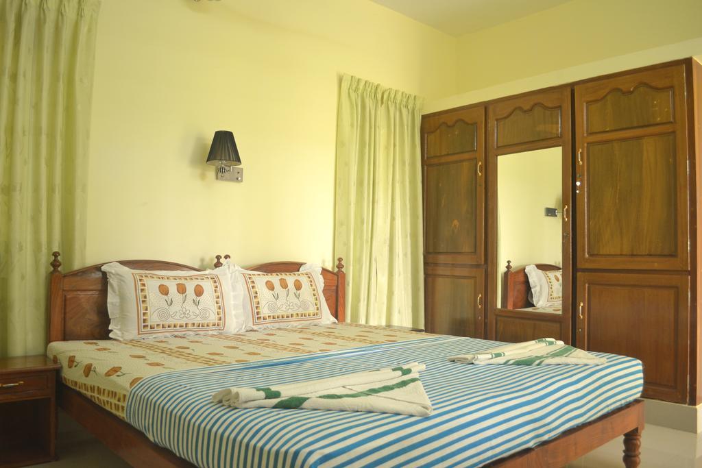 Ganesh Ayurveda Holiday Home Bed And Breakfast Kovalam Εξωτερικό φωτογραφία